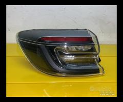 Fanale posteriore sx full led renault clio 2025