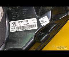 Stop fanale posteriore dx sx peugeot 3008 2022