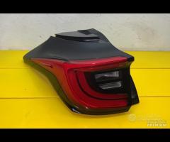 Stop fanale posteriore toyota yaris 4 xp210 2023