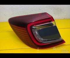 Stop fanale posteriore dx sx renault captur 2022