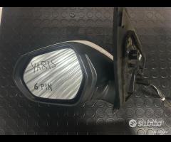Specchietto esterno dx sx toyota yaris 2023