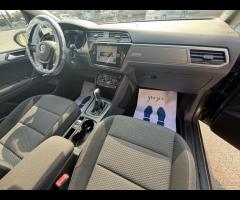 Volkswagen Touran 1.6 TDI 115 CV DSG - 9