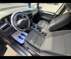 Volkswagen Touran 1.6 TDI 115 CV DSG - 14