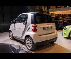 Smart ForTwo 1000 62 kW coupé passion - 11