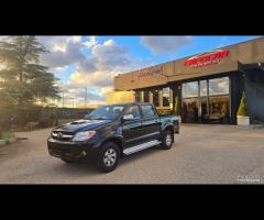Toyota Hilux 3.0 D-4D 4WD 4p. Double Cab SR - 1