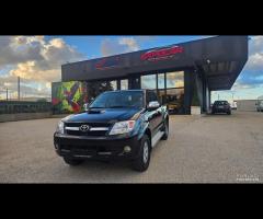 Toyota Hilux 3.0 D-4D 4WD 4p. Double Cab SR - 3
