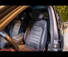 Volkswagen Touareg 3.0 V6 TSI eHybrid 462 CV R