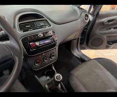 Fiat Punto 1.3 MJT II 75 CV 5 porte Lounge - 16