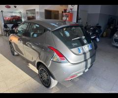 Lancia Ypsilon NEW 1.2 69 CV 5 porte Gold