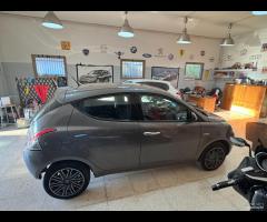 Lancia Ypsilon NEW 1.2 69 CV 5 porte Gold