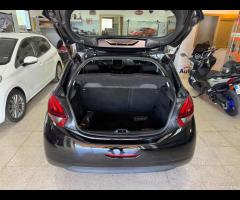 Peugeot 208 PureTech GPL 82 cv Allure NAVIGATORE-R - 6
