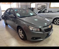 Chevrolet Cruze 1.6 cc. GPL Berlina LS OK NEOPATEN