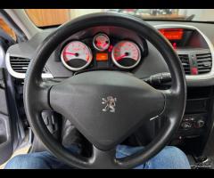 Peugeot 207 1.4 8V 75CV GPL 5p. Energie Sport OK N - 13