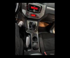 Ford C-Max 1.6 TDCi 90 CV Titanium OK NEOPATENTATI - 16