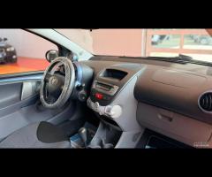 Toyota Aygo 1.0 12V VVT-i 5 porte - 16