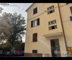 JESI APPARTAMENTO Via Gallodoro - 17