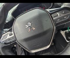 Peugeot 2008 PureTech 130 S&S Allure - 12