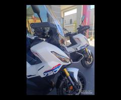 HONDA X-ADV750 NUOVA A TASSO ZERO