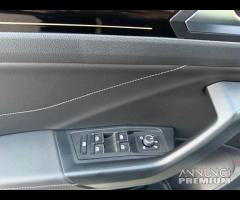 Volkswagen T-Roc 2.0 TDI 150 CV DSG R-Line - 12