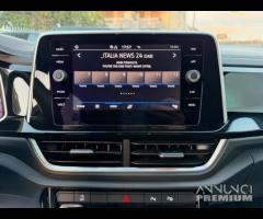 Volkswagen T-Roc 2.0 TDI 150 CV DSG R-Line - 17