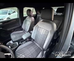 Volkswagen T-Roc 2.0 TDI 150 CV DSG R-Line - 19
