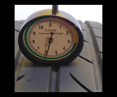 4 GOMME 225 60 18 YOKOHAMA A67493