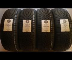 4 GOMME 215 55 17 YOKOHAMA A67484