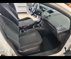 Ford Fiesta 1.4 5 porte Bz.- GPL Black & White Edi - 11