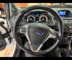Ford Fiesta 1.4 5 porte Bz.- GPL Black & White Edi - 14