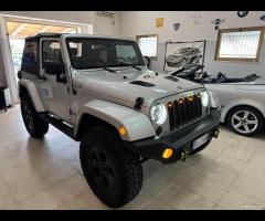 Jeep Wrangler 2.8 CRD KJ Sahara Autom. SOFT e Top
