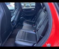 Porsche Cayenne Coupé 3.0 V6 E-Hybrid - 13