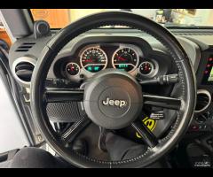 Jeep Wrangler 2.8 CRD KJ Sahara Autom. SOFT e Top