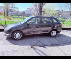 Skoda Fabia 1.6 TDI- UNICO PROPRIETARIO - 4