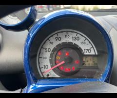 Toyota Aygo 1.0 12V VVT-i 5 porte Griffe - 10