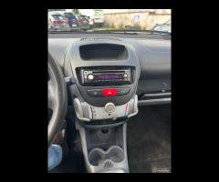 Toyota Aygo 1.0 12V VVT-i 5 porte Griffe - 12