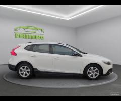 Volvo V40 D2 1.6 Momentum - 6