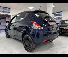 Lancia Ypsilon 1.0 FireFly 5 porte S&S Hybrid Ecoc