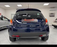 Lancia Ypsilon 1.0 FireFly 5 porte S&S Hybrid Ecoc