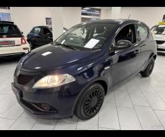 Lancia Ypsilon 1.0 FireFly 5 porte S&S Hybrid Ecoc - 6