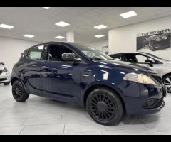 Lancia Ypsilon 1.0 FireFly 5 porte S&S Hybrid Ecoc - 7