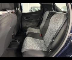 Lancia Ypsilon 1.0 FireFly 5 porte S&S Hybrid Ecoc - 14