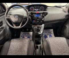 Lancia Ypsilon 1.0 FireFly 5 porte S&S Hybrid Ecoc - 15
