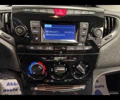Lancia Ypsilon 1.0 FireFly 5 porte S&S Hybrid Ecoc - 16
