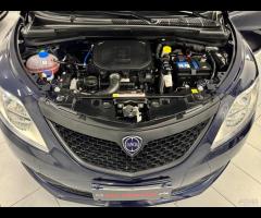 Lancia Ypsilon 1.0 FireFly 5 porte S&S Hybrid Ecoc - 23