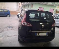Renault Scenic X Mod 1.5 dci 2009 - 8