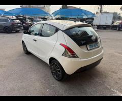Lancia Ypsilon 1.2 69 CV 5 porte GPL - Neopatentat