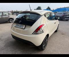 Lancia Ypsilon 1.2 69 CV 5 porte GPL - Neopatentat - 8