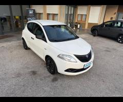Lancia Ypsilon 1.2 69 CV 5 porte GPL - Neopatentat - 11