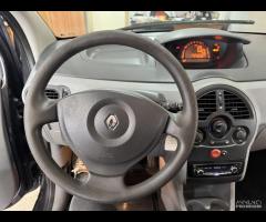 RENAULT MODUS 1.2 cc. De Luxe - 13