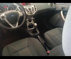 Ford Fiesta 1.6 95CV 5 porte - 8